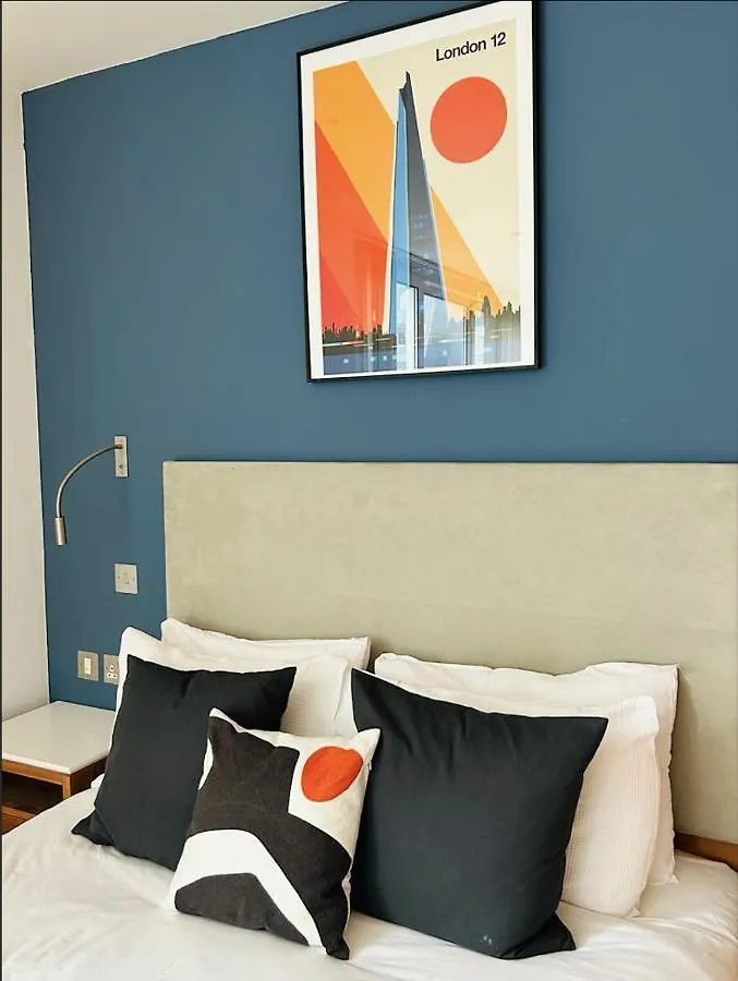 Apartment Flat With Balcony - Tower Hill - City Centre By Prime London Stays N-17